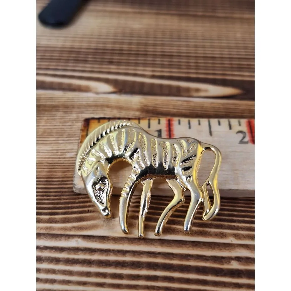 3D Gold Tone Jungle Zebra Brooch‎ Lapel Tie Pin Africa Safari Animal 1.5
